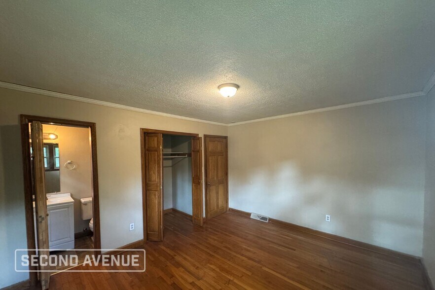 Building Photo - 441 Walser Rd