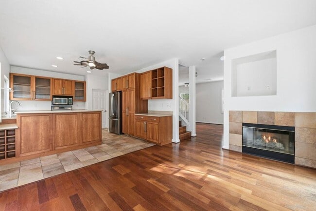 Building Photo - 1225 Avenida Fragata