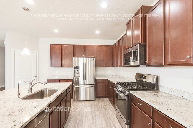 Building Photo - 12233 Blue Pacific Dr