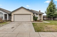 Building Photo - 660 Mission Ridge Dr
