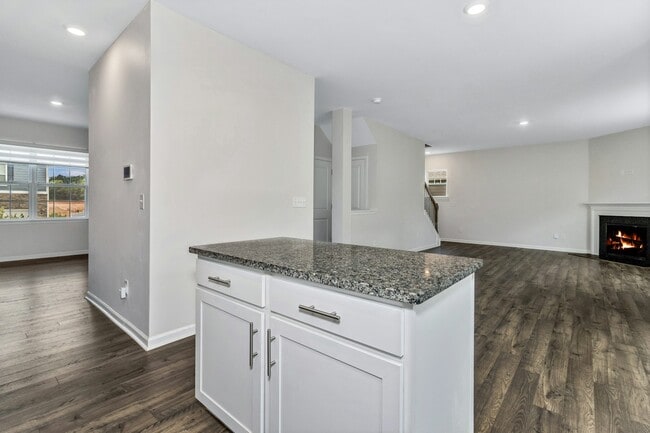 Building Photo - 229 Marathon Ln