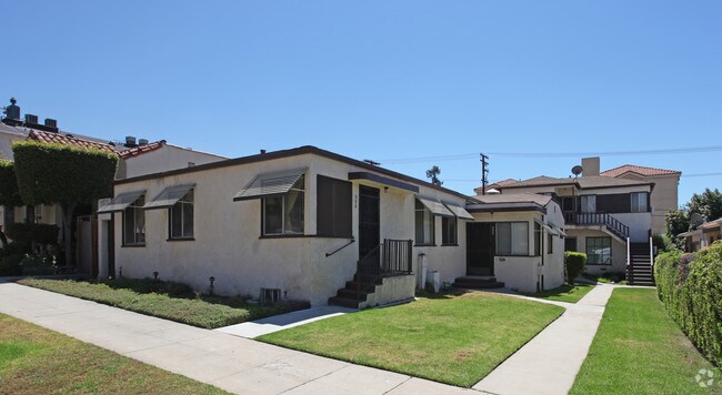 Primary Photo - 550-552 E Verdugo Ave