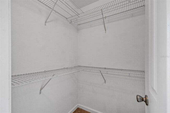 Building Photo - 6 Plateau Pl