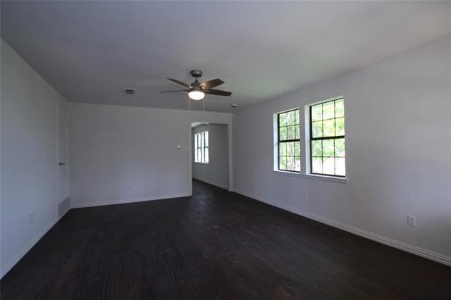 Building Photo - 106 Austin St