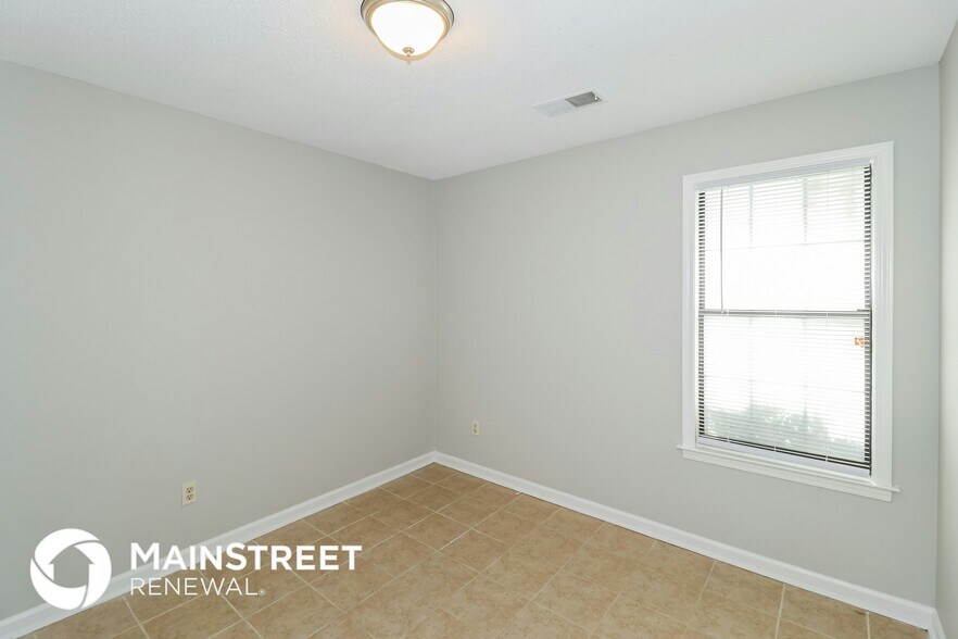 Building Photo - 4022 Castile St