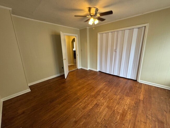 Building Photo - Cozy 3/1 House in South Rome