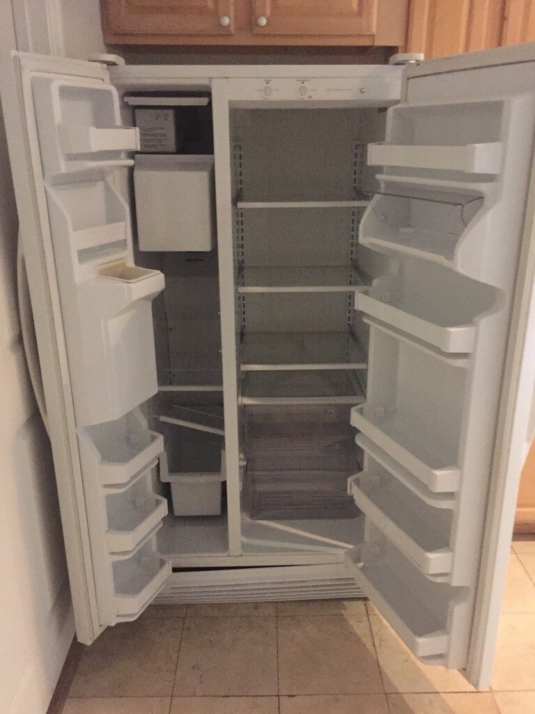 Fridge 1B - 4300 Stablemere Ct