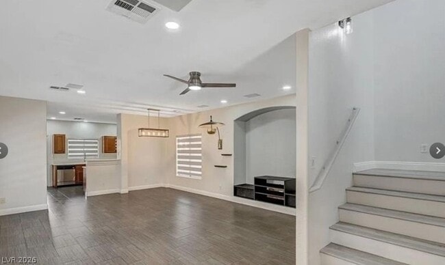 Building Photo - 1684 Spotted Wolf Ave