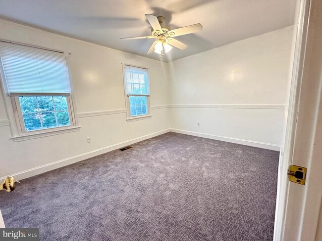 Building Photo - 14434 Cool Oak Ln