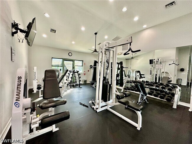 Building Photo - 2700 Cypress Trace Cir