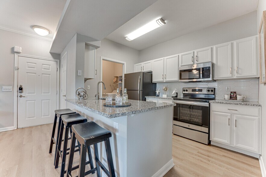 Building Photo - Limestone Ranch