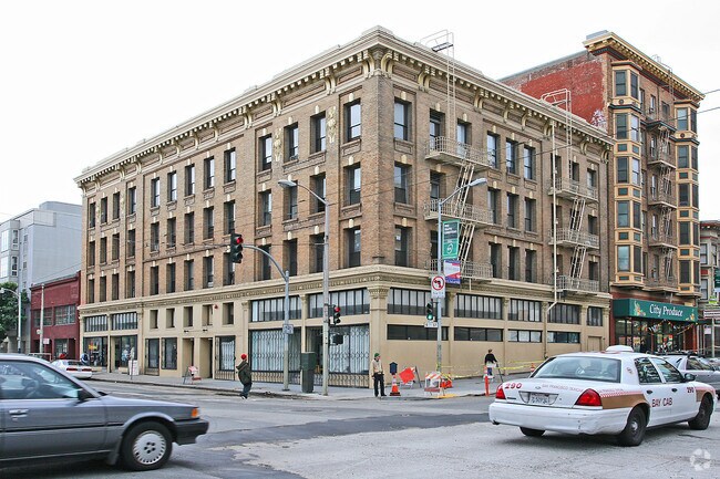Building Photo - The Dudley