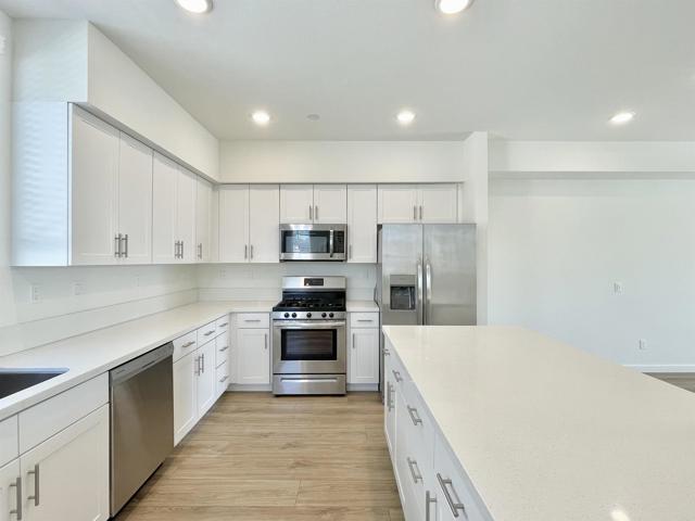 Building Photo - 9309 E Heaney Cir