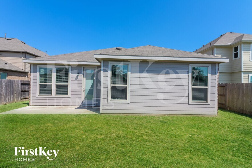 Building Photo - 22235 Davenport Downs Ln