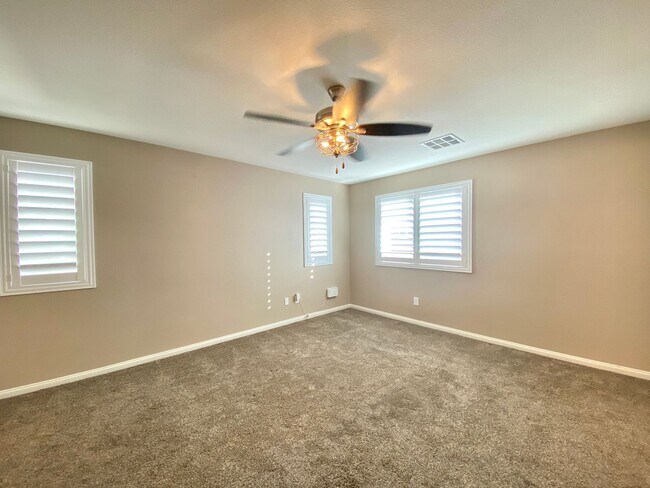 Building Photo - 3621 Vino Biano Ave