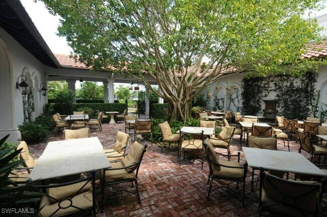 Building Photo - 10160 Bellavista Cir