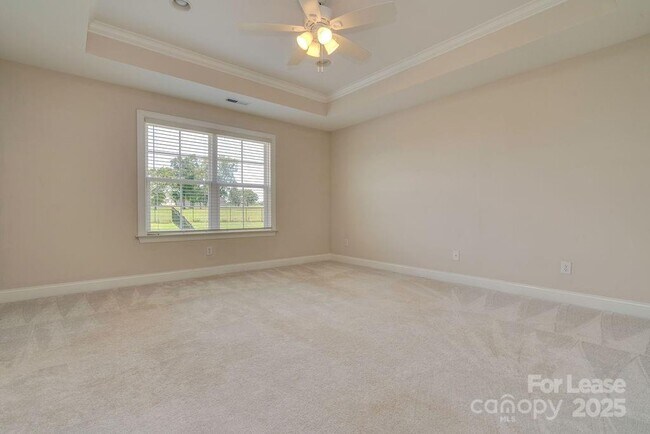 Building Photo - 6607 Wildbrook Dr