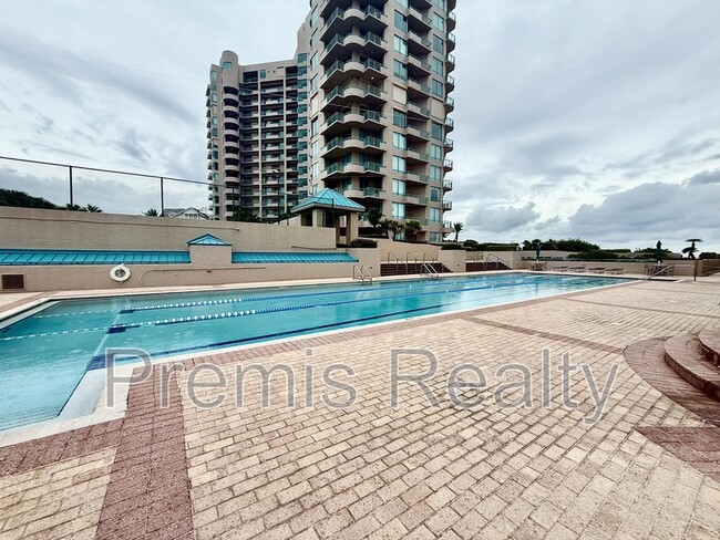 Building Photo - 1540 Gulf Blvd