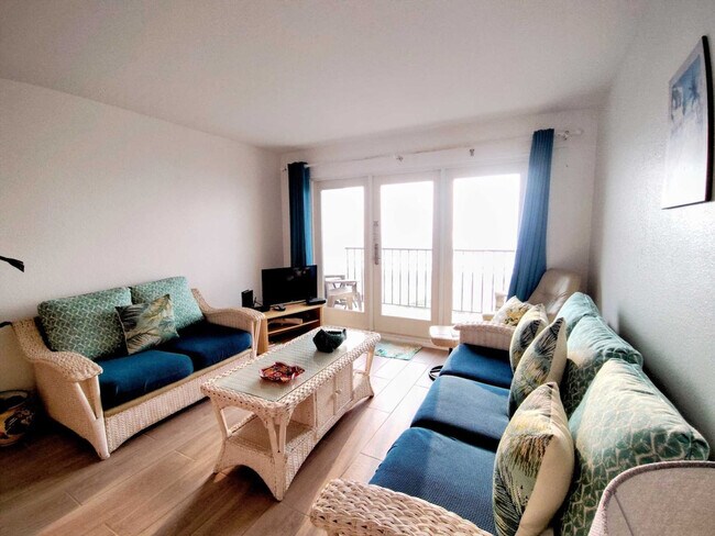 Primary Photo - 5516 Gulf Blvd