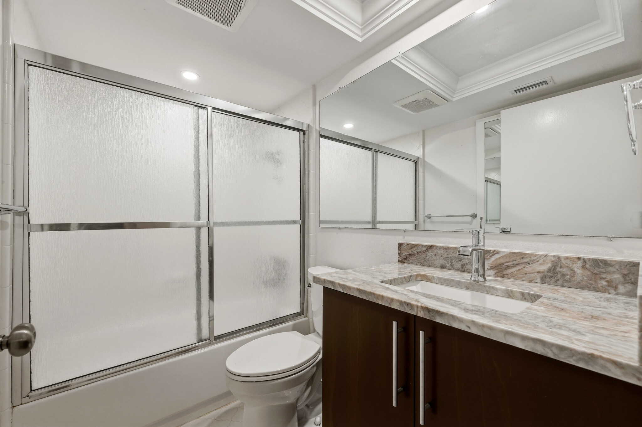 Second Bathroom - 2650 Pearce Dr