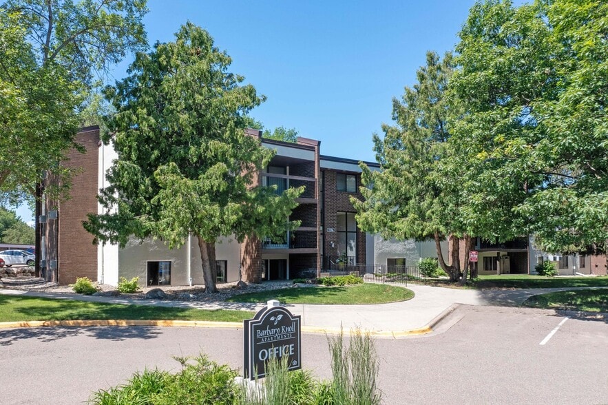 Building Photo - Barbary Knoll Apartments