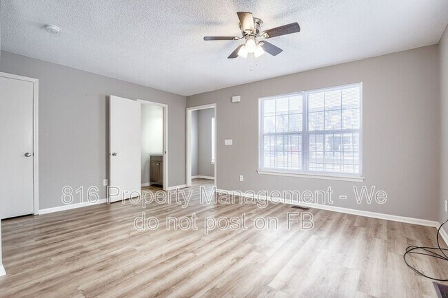 Building Photo - 2310-2312 Monroe Ave