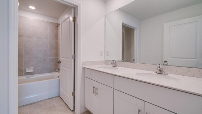 Building Photo - 17197 Monte Isola Wy