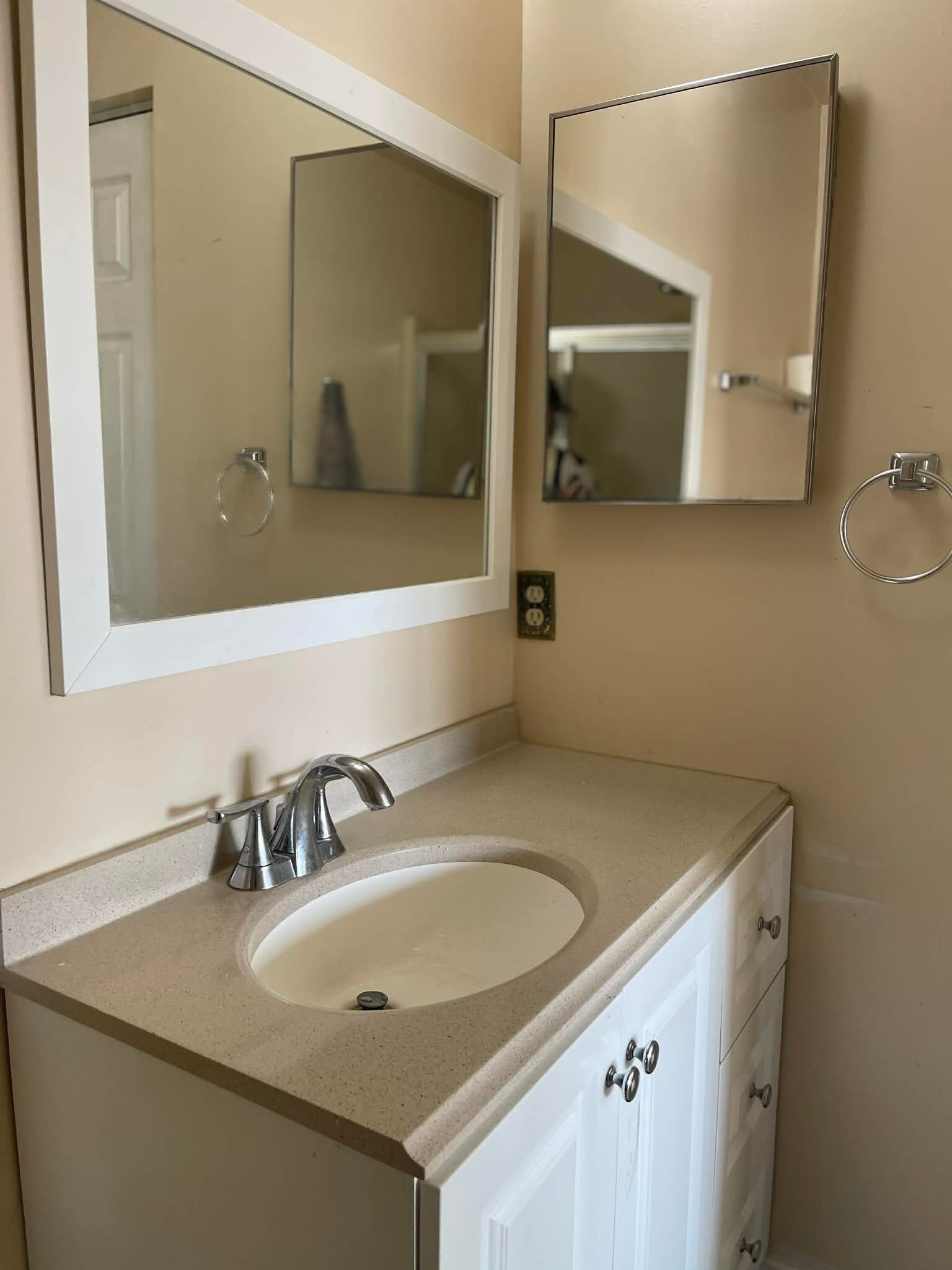 Building Photo - 620 Candlestick Ln