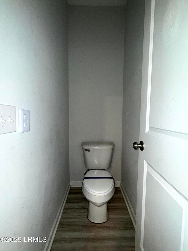 Building Photo - 1069 S Innovation Dr