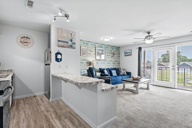 Building Photo - 215 Double Eagle Dr