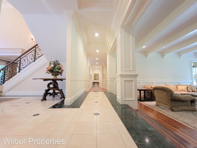 Building Photo - 6 br, 7.5 bath House - 375 Selby Lane