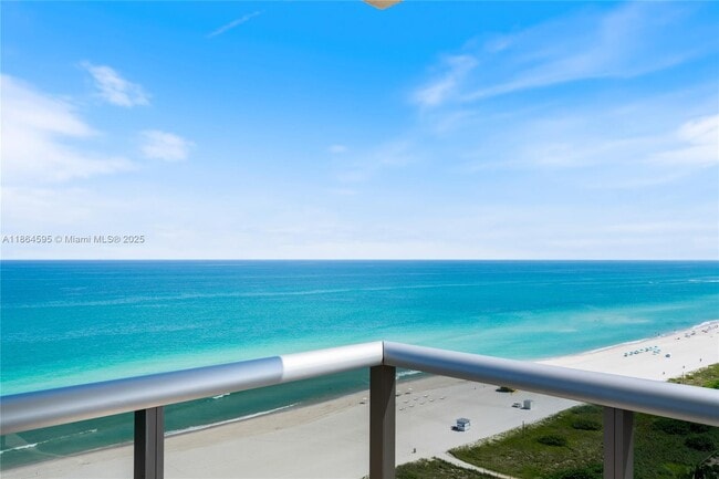 Building Photo - 5875 Collins Ave