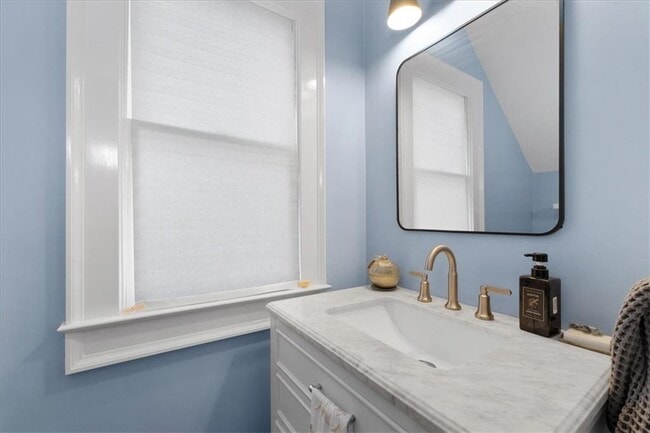 Building Photo - 3111 Alston Dr