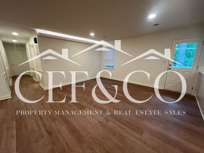 Building Photo - For Rent – Spacious 4 Bedroom, 2 Bathroom ...