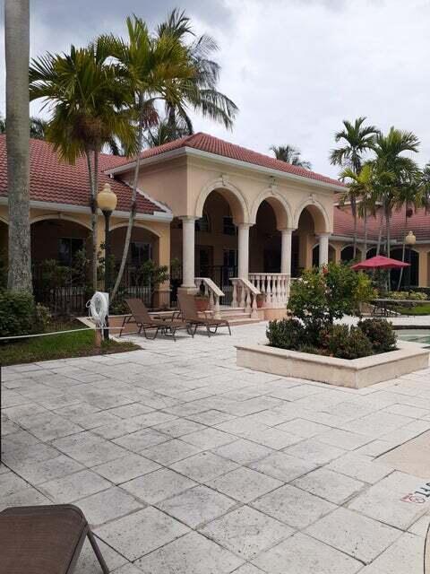 Building Photo - 4151 San Marino Blvd