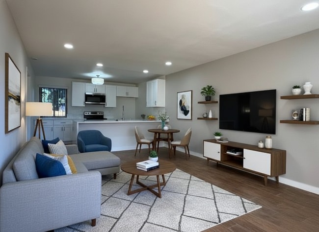 Building Photo - Remodeled 1 Bedroom Unit in the City of Orange