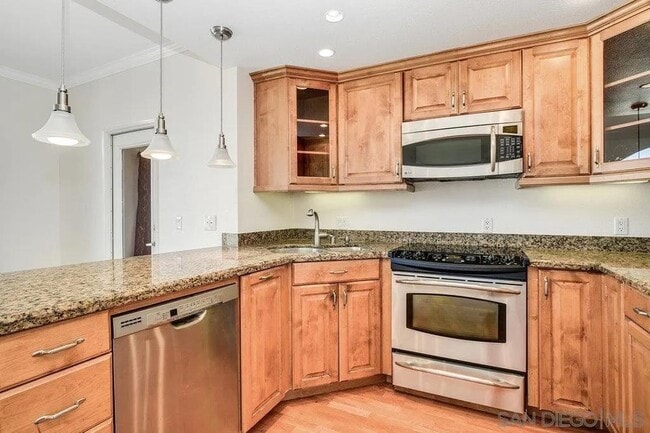 Building Photo - 1250 Cleveland Ave