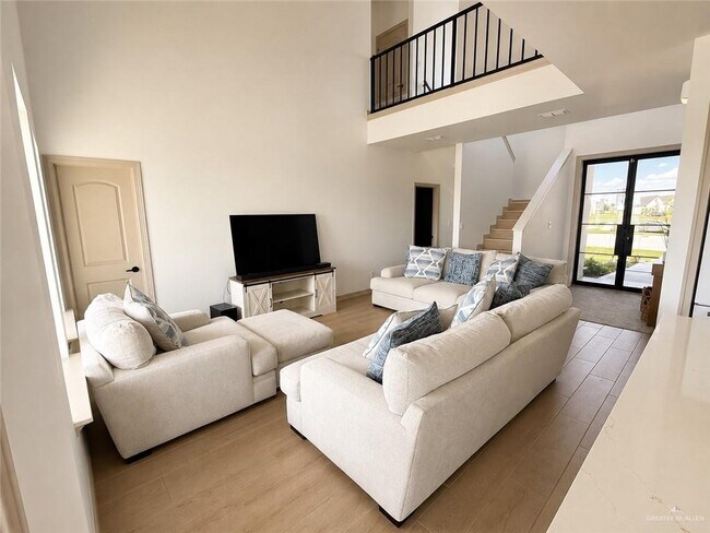 Building Photo - 2509 S Cartier Dr