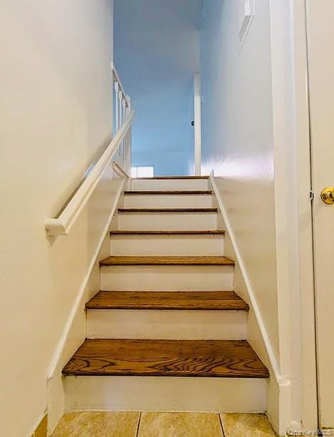 Building Photo - 48-02 59th St