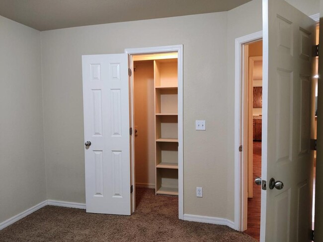 Building Photo - 2813 Conner Dr
