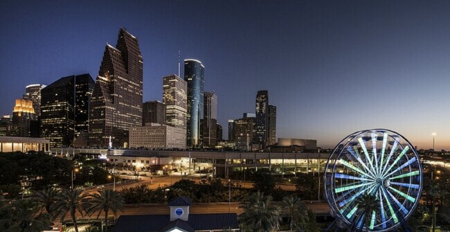 Building Photo - 955 St Joseph Pkwy