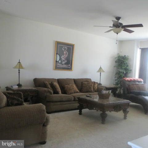 Building Photo - 43830 Royal Fern Ln