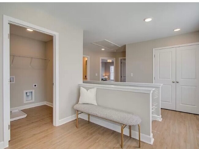 Upstairs Hall Bonus Area - 1916 Allagash Ln