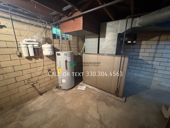 Building Photo - 2769 Carlisle Ct