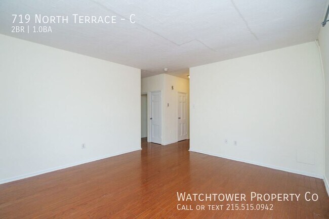 Building Photo - 719 North Terrace