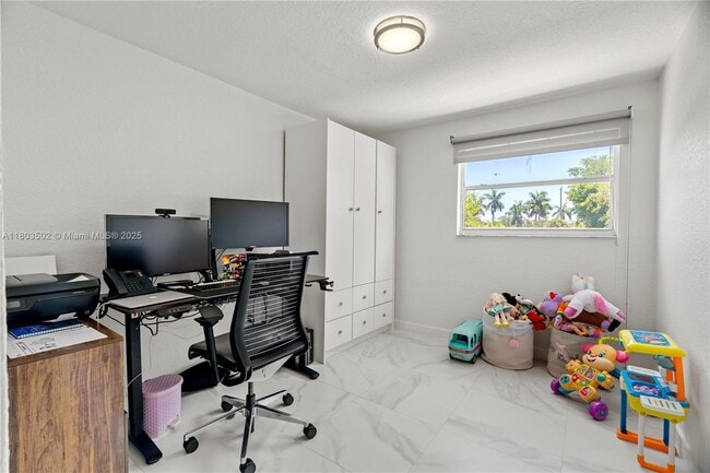 Building Photo - 9040 SW 203rd Terrace