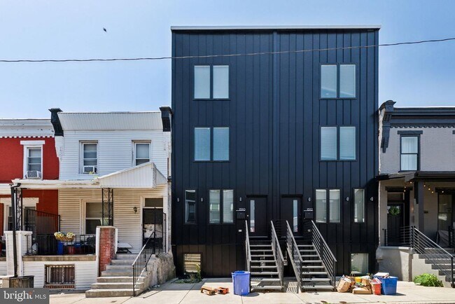 Building Photo - 1510 N Hollywood St