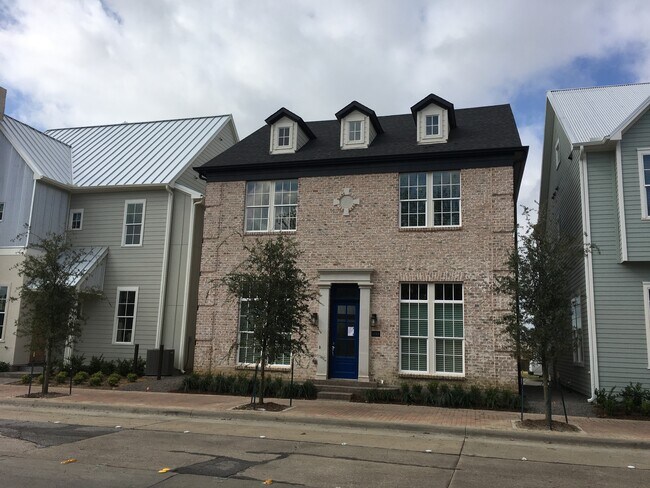 Primary Photo - 1709 G Ave