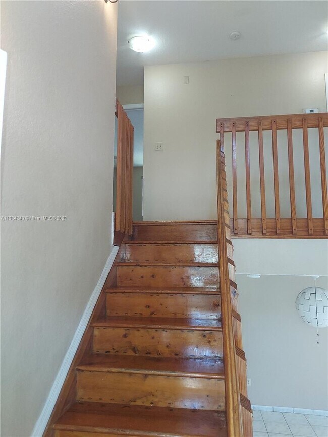 Building Photo - 11762 SW 100th St