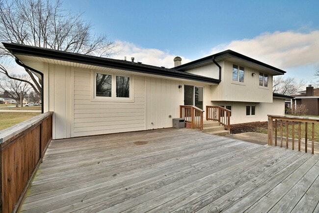 Building Photo - 263 Bobwhite Ln